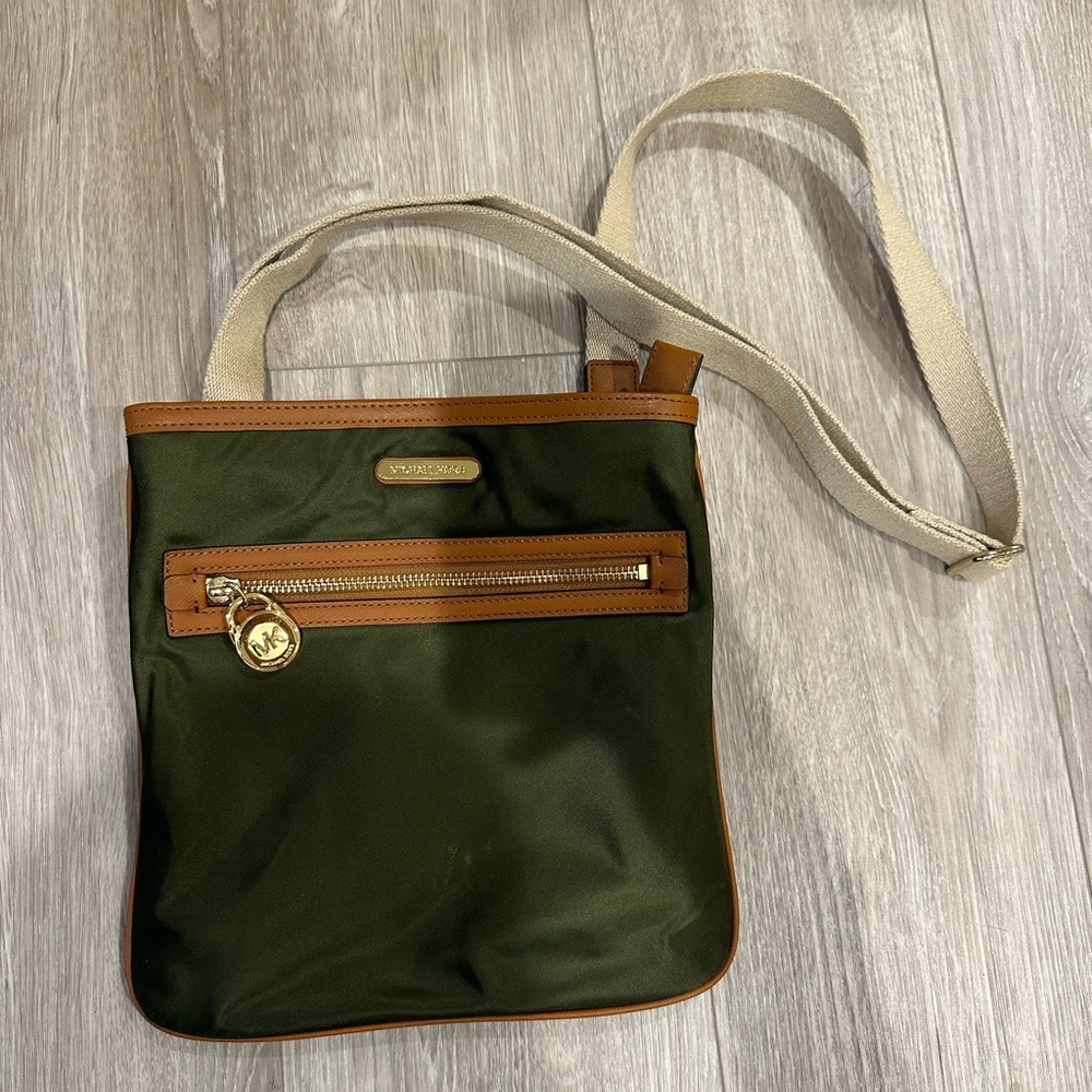 Michael Kors Crossbody